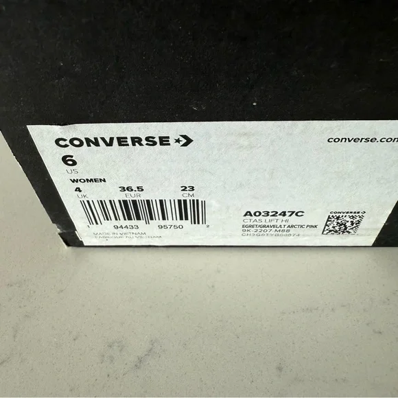 NIB Converse Chuck Taylor All Star Lift printed Sneakers in Artic Size: 6